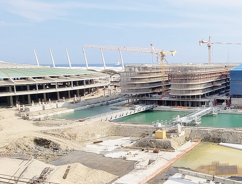lavori in corso per il riassetto del waterfront di Levante, ridisegnato da Renzo Piano 