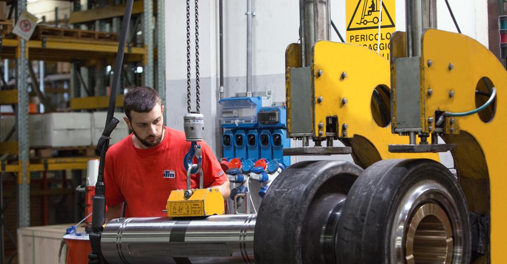 Acciaio e know how.Sotto, lavorazione in uno stabilimento del gruppo ITM, che ha chiuso il 2022 con un fatturato record di 512 milioni  