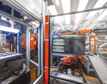 Holding.  Oldrati è una multinazionale tascabile, un gruppo tra i più importanti nella produzione di articoli tecnici in gomma, plastica e silicone 