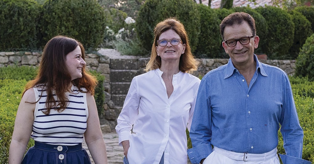 Philippe Bertherat e la moglie Antonie Kioes, con la figlia Louise (a sinistra) 