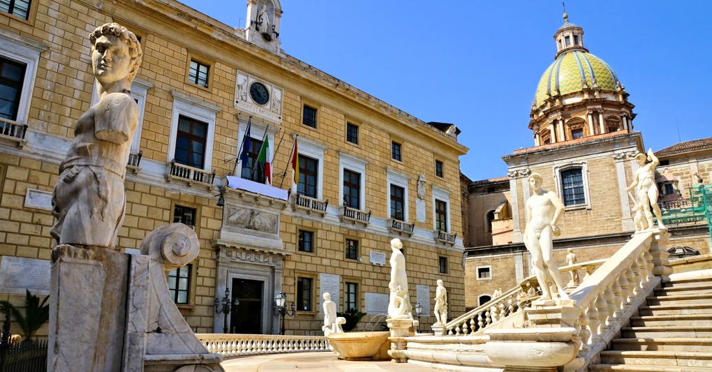 Municipio.  Una veduta di Palazzo delle Aquile sede del Comune di Palermo alle prese con il Piano di riequilibrio finanziario pluriennale  