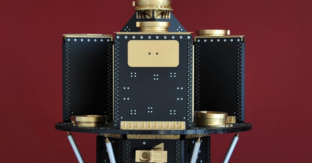 Il satellite.  