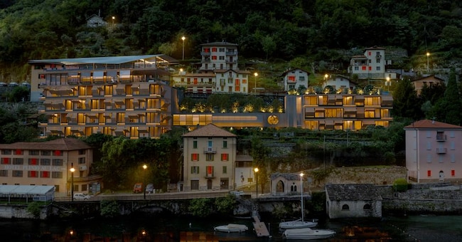 Laglio.  La facciata del futuro hotel realizzato dall’imprenditore Gianmario Cazzaniga