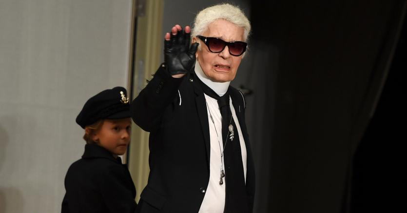 Karl Lagerfeld morto: stroncato da un brutto male a 85 anni Karl Lagerfeld morto: stroncato da un brutto male a 85 anni