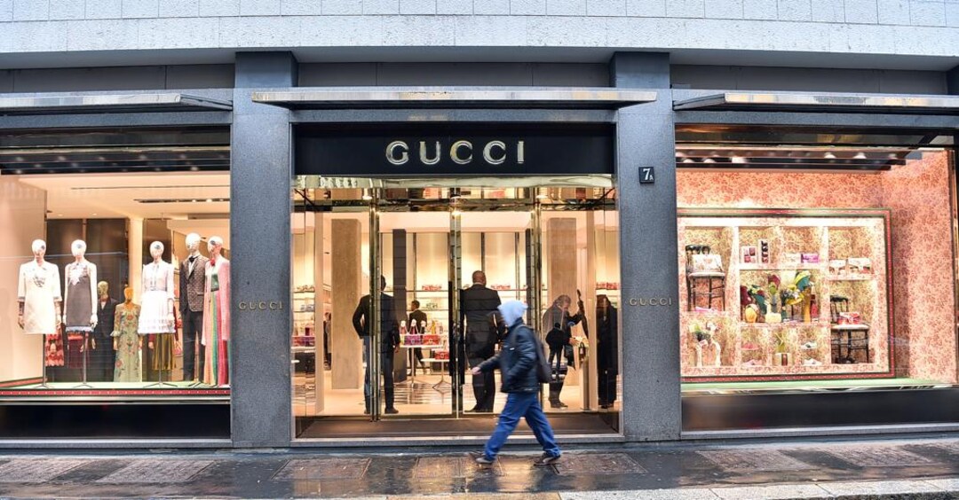 Gucci società deals