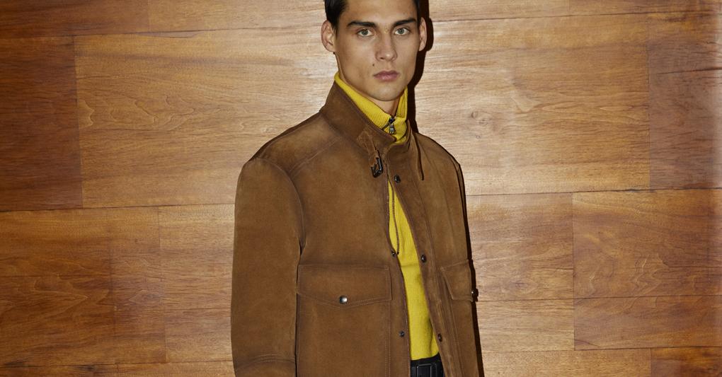 Camoscio. Total look Tod's  