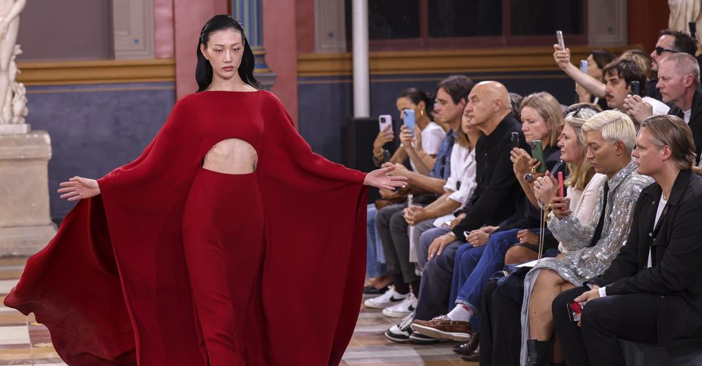 Valentino ss 24 (foto Ap) 