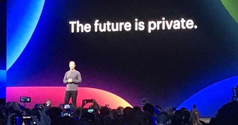 Mark Zuckerberg lancia la nuova filosofia di Facebook a F8: «Il futuro è privato»
