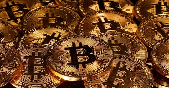 è bitcoin scambiati 24 ore