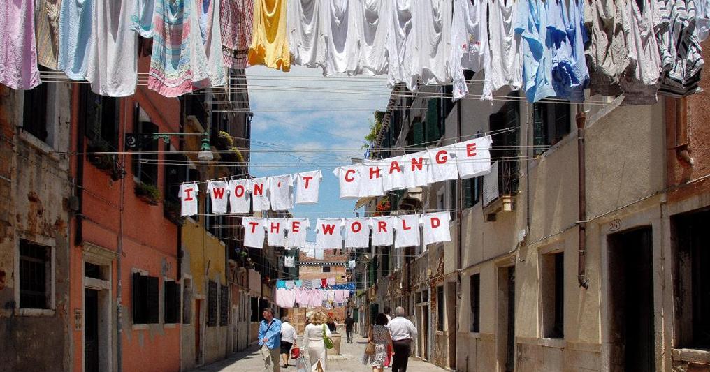 Alessandro Nassiri Tabibzadeh, I won't change the world n°4, 50x70 stampa Inkjet su carta cotone, 2007-2020, tiratura a 5. Courtesy l'artista 