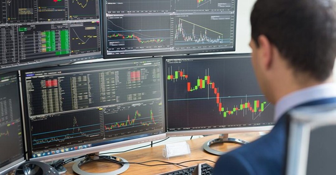 I piani individuali chiudono novembre con i conti in rosso per 102
