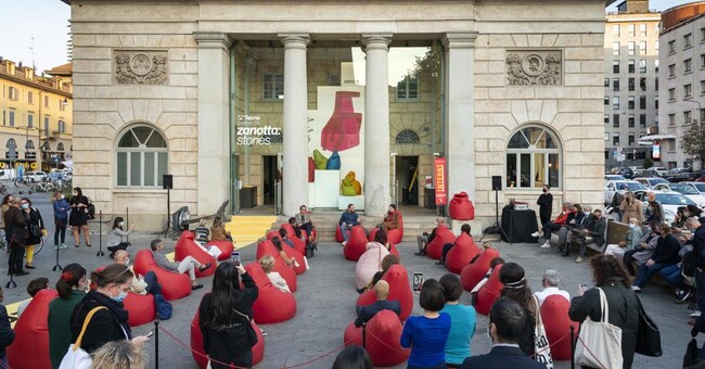 Un evento organizzato da Zanotta durante i Milano Design Days dello scorso ottobre, prima del lockdown 