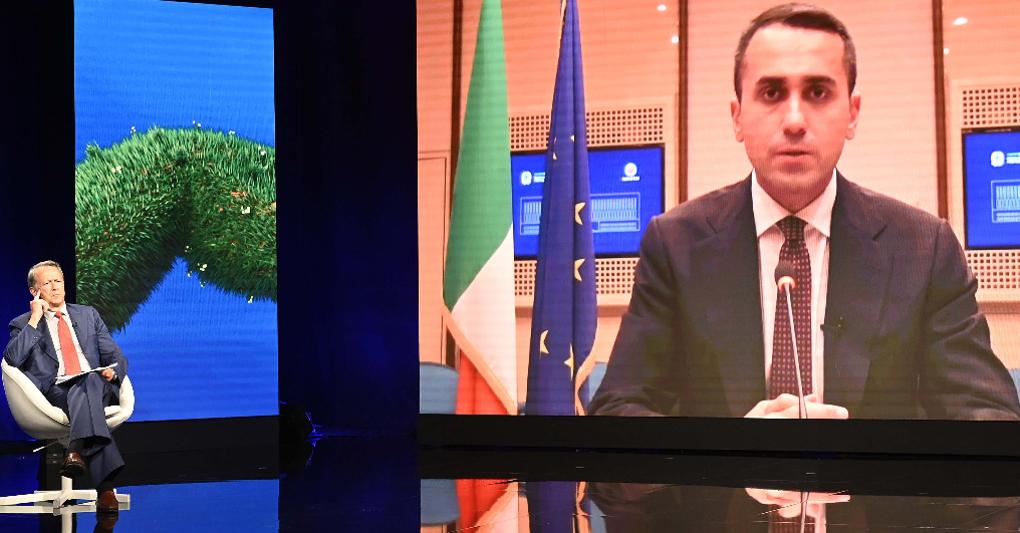  Il ministro  Luigi Di Maio intervistato dal direttore  del Sole 24 Ore Fabio Tamburini 