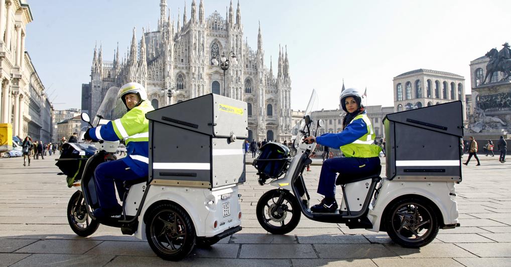  La flotta green di Poste Italiane. Il gruppo punta a tagliare il 30% delle emissioni entro il 2025  