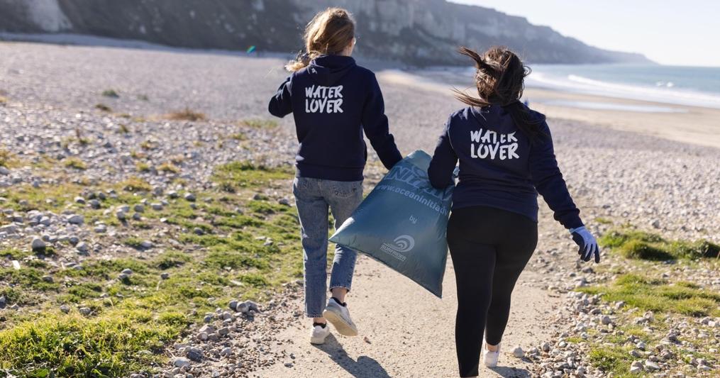 Biotherm ha supportato  la  campagna di Legambiente «Spiagge e fondali puliti», che ha coinvolto l’intera penisola 