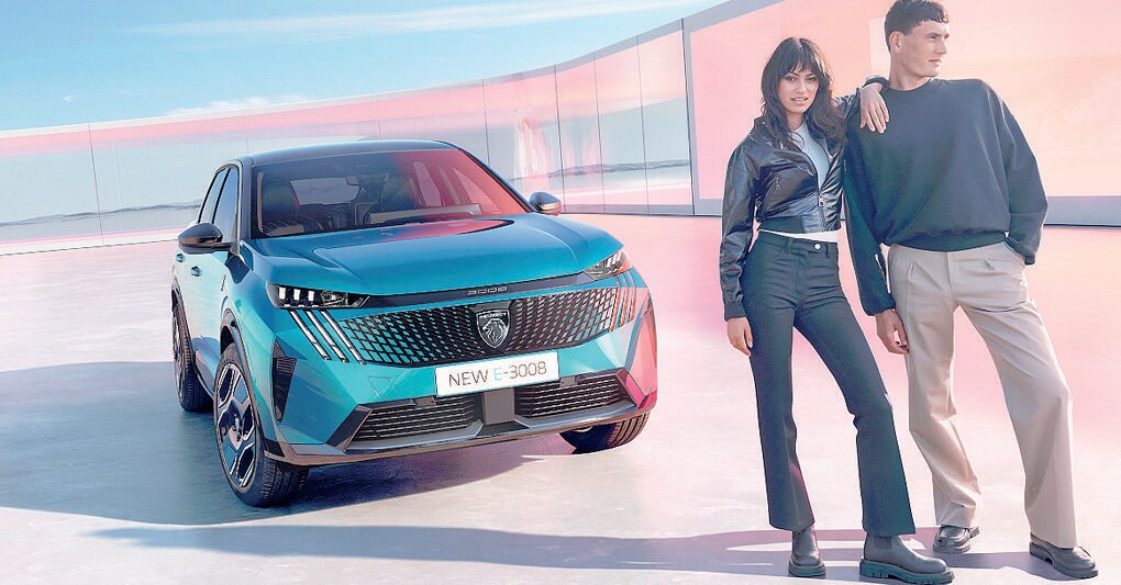La nuova Peugeot E-3008  