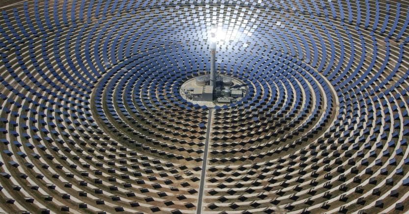 La centrale dei record. Da ottobre,  il mega complesso Noor Ouarzazate, in Marocco, è diventato  il più grande sito di produzione solare multi-tecnologico al mondo