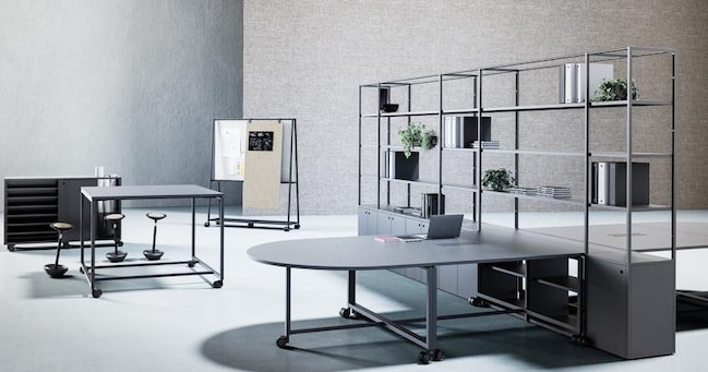 Atelier, dello studio Gensler per Fantoni è una soluzione flessibile che riunisce le funzioni legate allo spazio offrendo longevità ed efficienza economica 