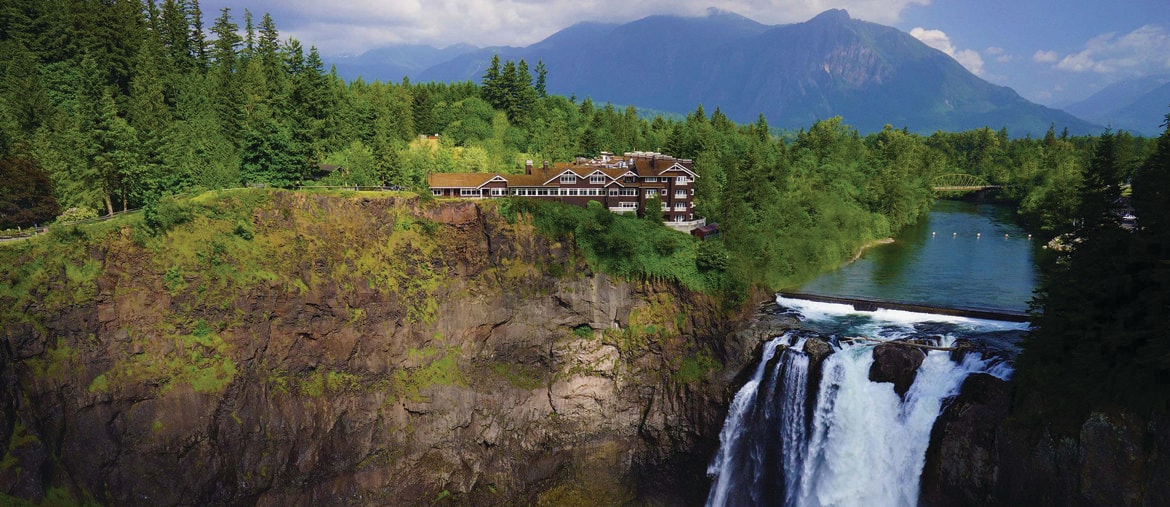 Le cascate di Snoqualmie, negli Stati Uniti, sono una location- simbolo della serie “Twin Peaks” di David Lynch. Ogni anno vengono visitate da migliaia di fan.