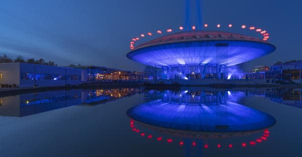 Eindhoven Coperta Dalla Piu Grande Installazione Luminosa Di Sempre 80 Km Quadrati Il Sole 24 Ore