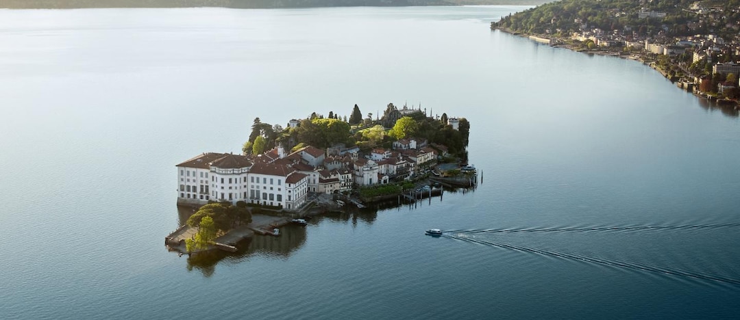 Louis Vuitton annuncia sfilata sul lago Maggiore - Notizie 