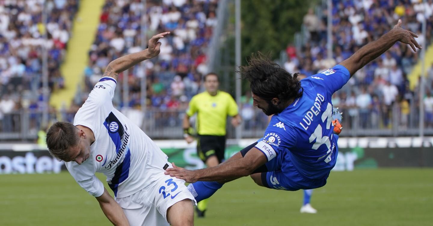 Calcio, l'Inter spicca il volo. Napoli spaccato: scintille tra Garcia e Osimhen-Podcast / Lecce “terza forza” davanti alla Juve