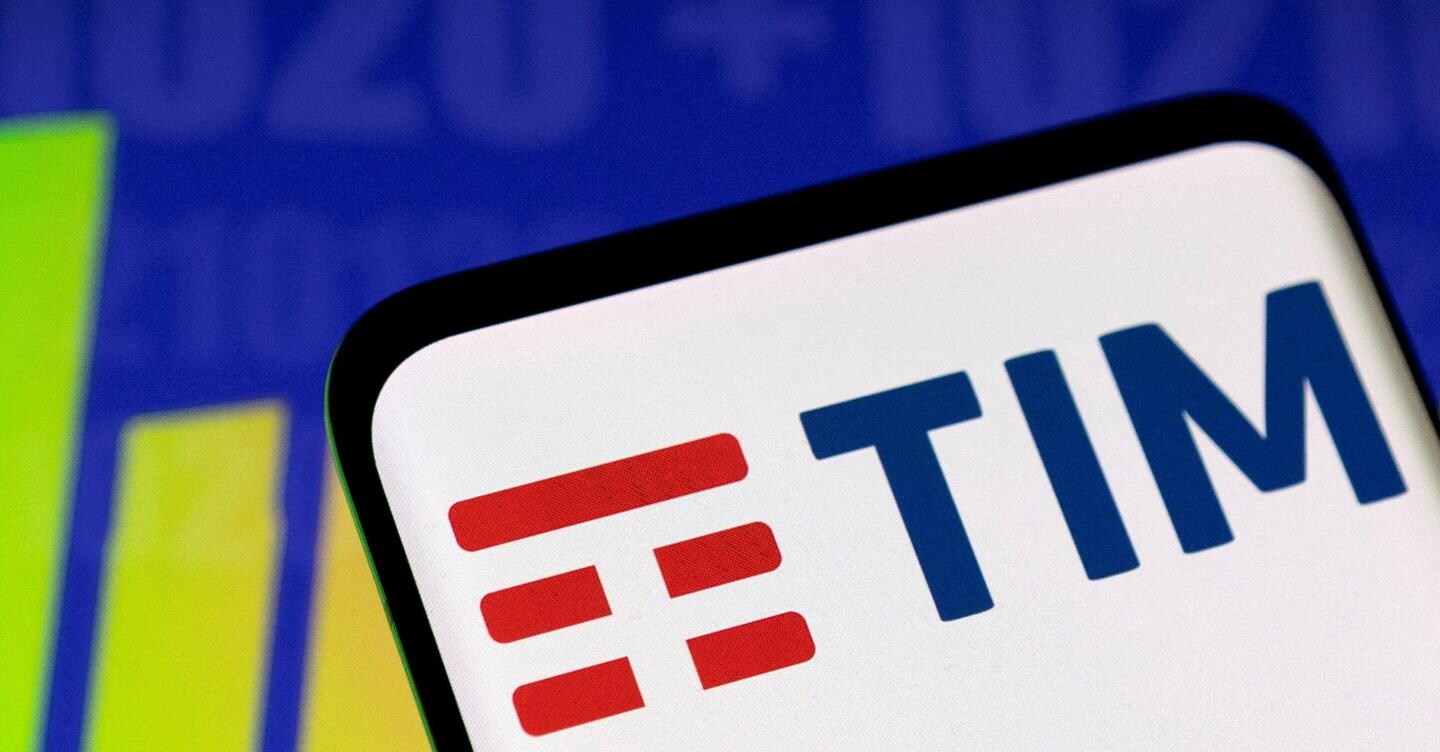 Tim, mini proroga a Kkr: il 15 ottobre per l’offerta vincolante sulla rete