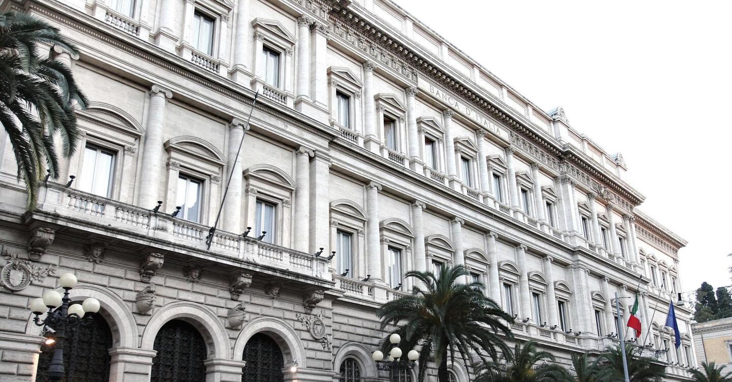 Banche, balzo del 51,6% del margine di interesse