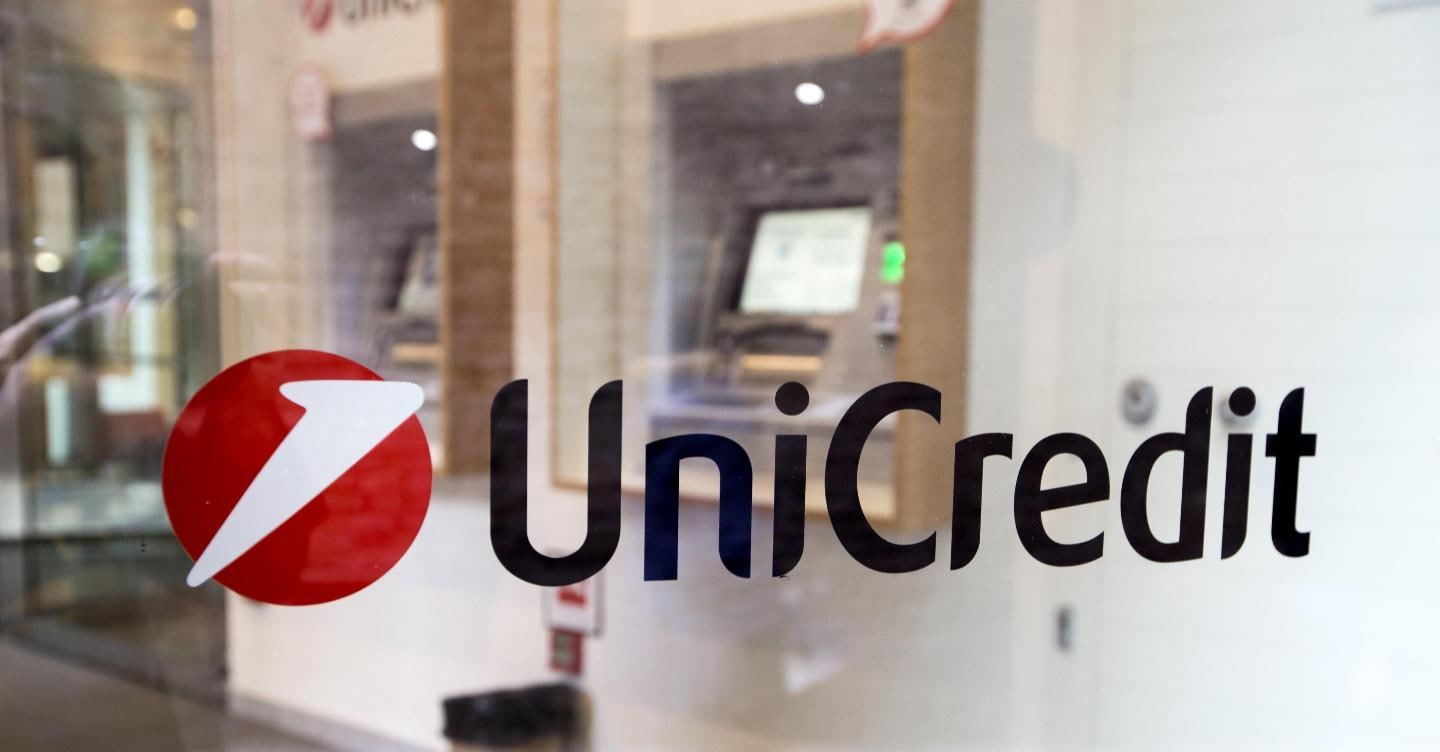 UniCredit: con Alpha fusione in Romania e partnership in Grecia