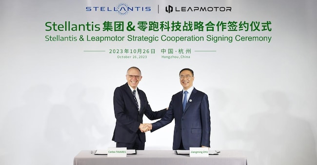I ceo di Stellantis e Leapmotor, Carlos Tavares e Zhu Jiangming