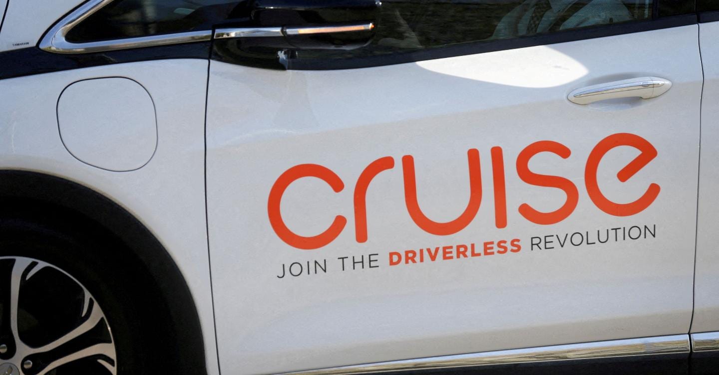 GM, fermi tutti i robotaxi Cruise dopo lo stop delle autorità a San Francisco