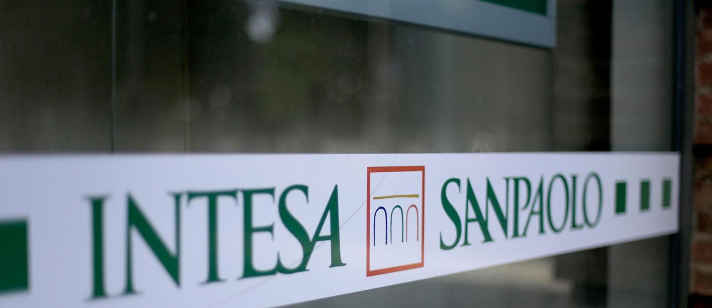 Antitrust indaga su Intesa Sanpaolo per trasferimento di