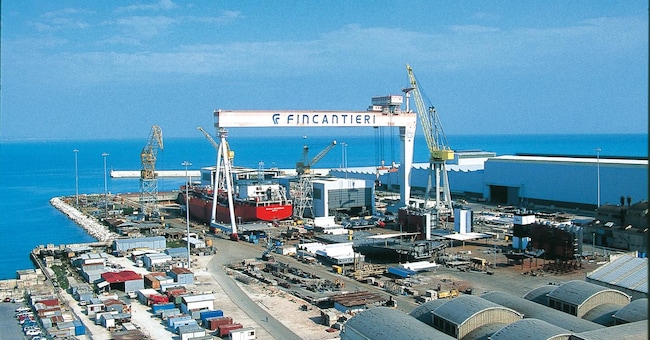 FINCANTIERI CANTIERE NAVALE REALIZZAZIONE NAVI DA CROCERA COSTRUZIONE NAVE PORTO DI ANCONA