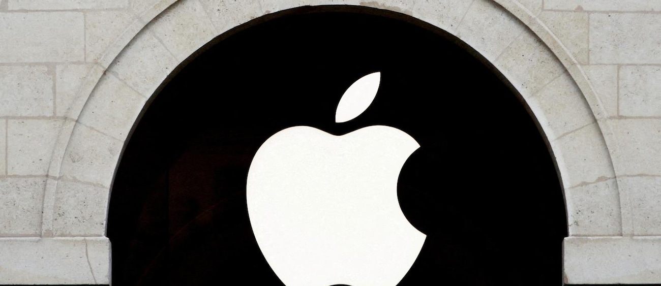 Secondo downgrade per Apple. E adesso Microsoft insidia lo scettro