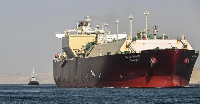  Una nave solca il Canale di Suez verso il Mar Rosso a  Ismailia, Egitto   EPA/MOHAMED HOSSAM