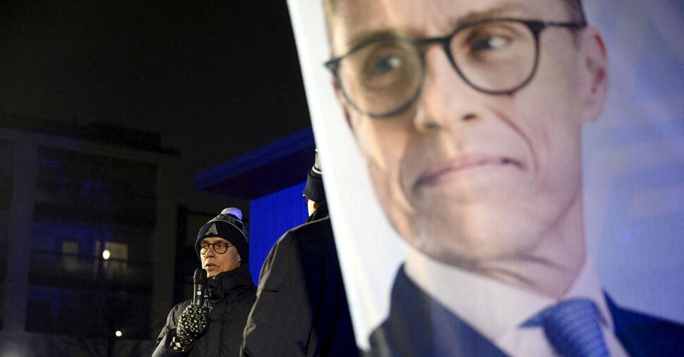 フィンランド、中道右派の指導者アレクサンダー・スタッブ氏が新大統領に選出