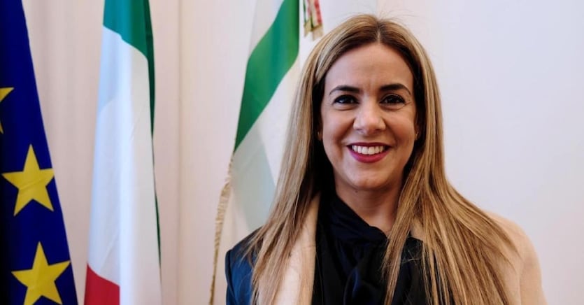 Puglia, voti comprati a 50 euro. Si dimette l'assessora del Pd Maurodinoia. Conte: non ci sono più condizioni per primarie a Bari - Il Sole 24 ORE