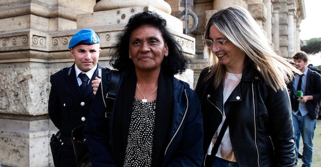 Lucia Monteiro Duarte, mamma di Willy, al termine dell'udienza per la sentenza presso la Corte Suprema di Cassazione, sul processo per l'omicidio di Willy Monteiro Duarte, ucciso in un pestaggio a Colleferro, Roma, 09 aprile 2024. ANSA/ANGELO CARCONI
