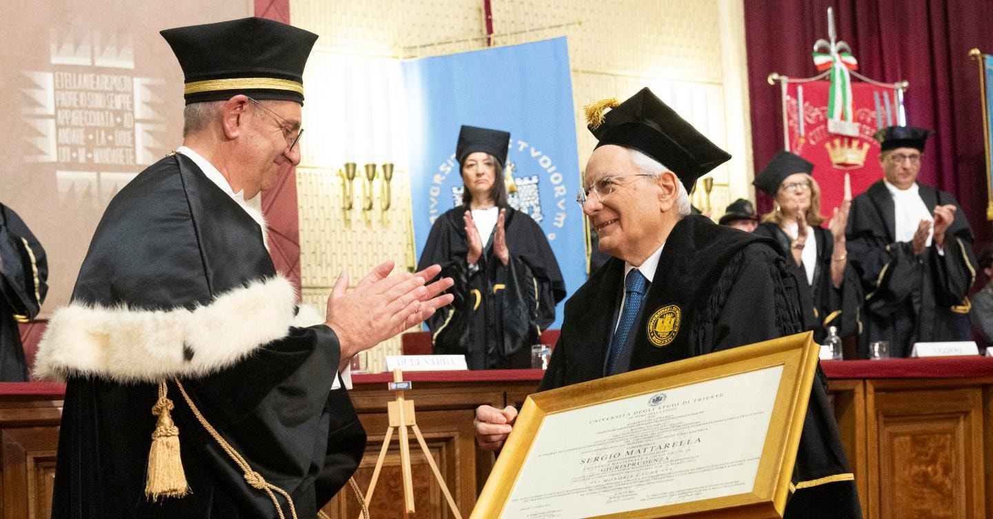 Laurea honoris causa a Mattarella e Pahor. Il Capo dello Stato: Università libere e aperte al dialogo