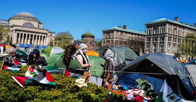 Protesta pro palestina nel campus della Columbia University di New York