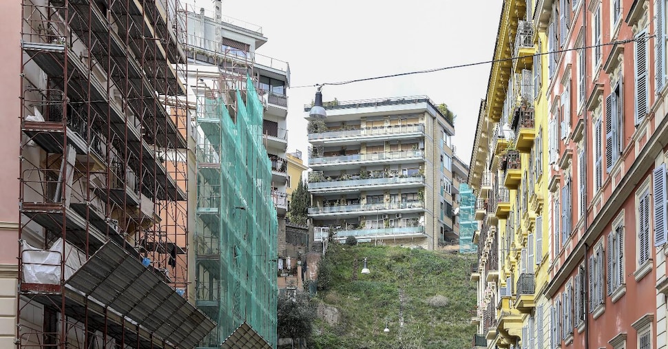 Mini condono edilizio: le misure del piano salva casa di Salvini