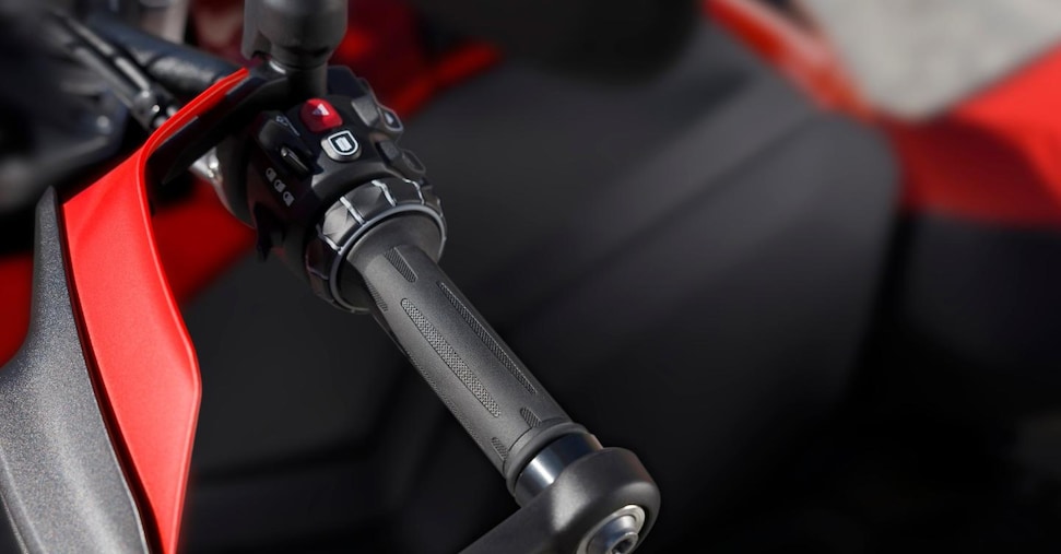 BMW motorcycles, the automatic gearbox arrives: here’s how it works
