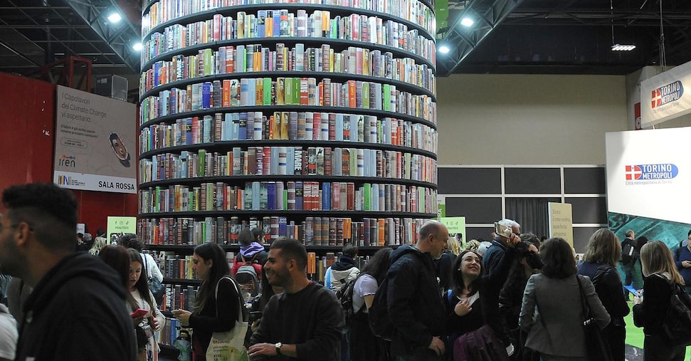 Reading suggestions and events, the Il Sole 24 Ore program at the Book Fair