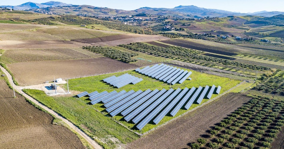 Renewables, in Italy in 2023 installed solar power will grow by 92%
