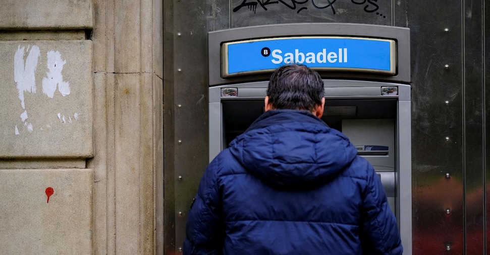 La spagnola BBVA va avanti su progetto di acquisto  e lancia Opa ostile su Sabadell