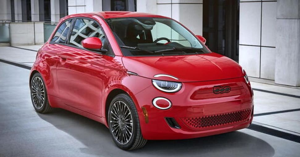Fiat 500 ibrida a Mirafiori dal 2026 e addio alla versione termica, tutto quello che c’è da sapere