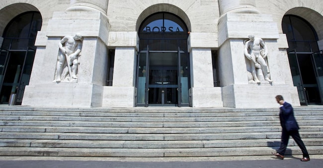 L’ingresso della Borsa di Milano