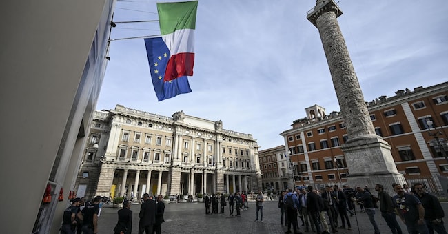 PPalazzo Chigi. L’esecutivo prima del varo della manovra dovrà anche affrontare la questione pensioni, di fatto scomparsa dall’agenda 