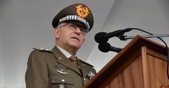 Il Generale di Corpo d'Armata Claudio Graziano durante la cerimonia per i 40 anni del Gis, il Gruppo di intervento speciale dei Carabinieri, a Roma, 26 ottobre 2018. ANSA/Comando Generale Carabinieri