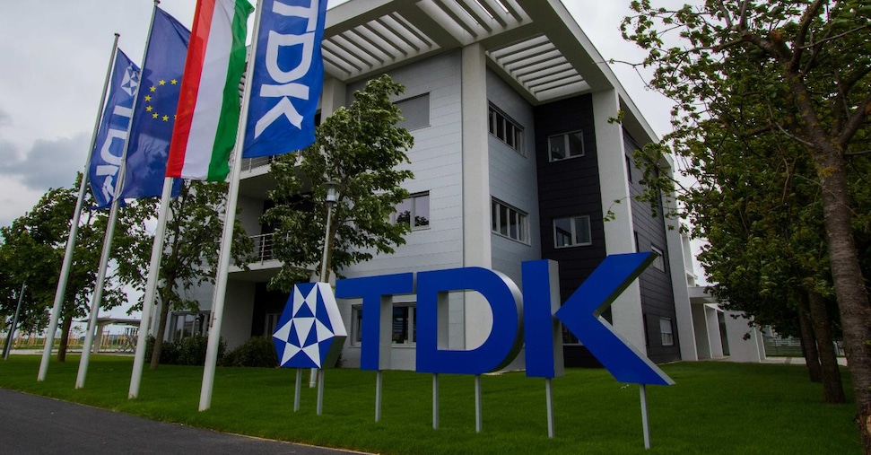 TDK rivoluziona le batterie con densità 100 volte maggiore: la svolta per i dispositivi tecnologici